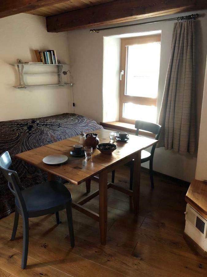 Rustico Cadrobi 20 Bed and Breakfast San Vittore Buitenkant foto