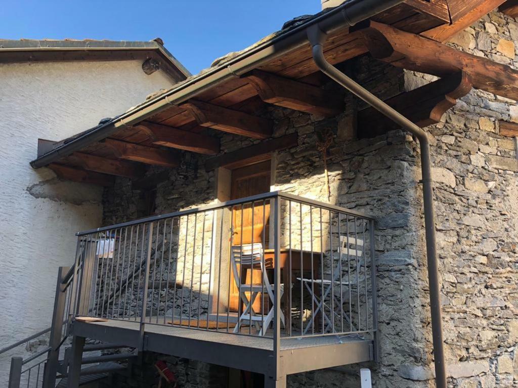 Rustico Cadrobi 20 Bed and Breakfast San Vittore Buitenkant foto